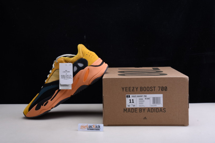 Y**zy 700 "sun" gz6984