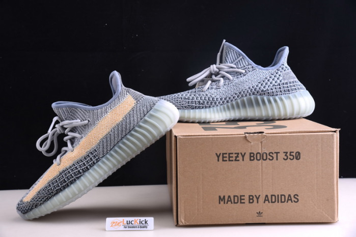 Y**zy boost 350 v2 “ash blue” gy7657