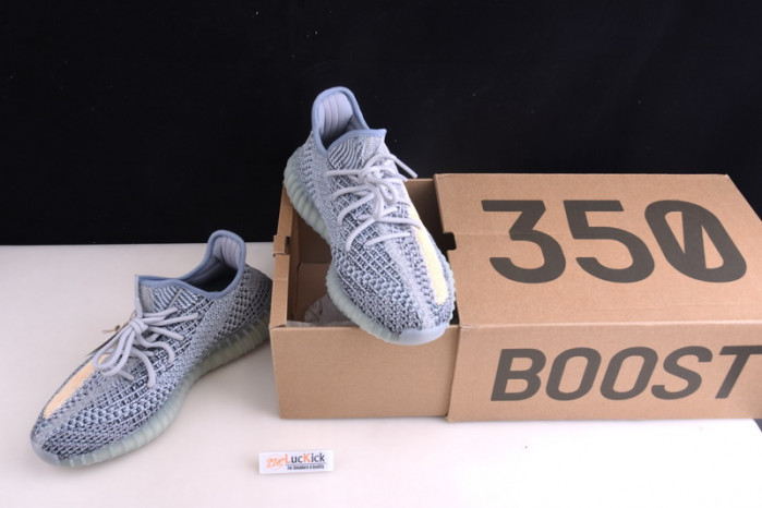Y**zy boost 350 v2 “ash blue” gy7657