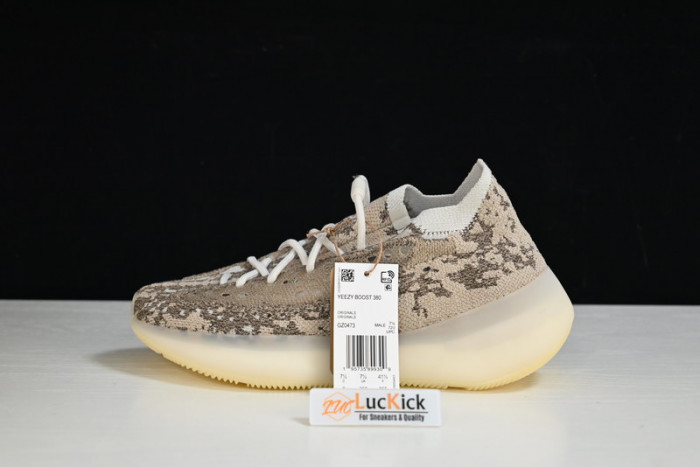 Y**zy boost 380 pyrite   gz0473