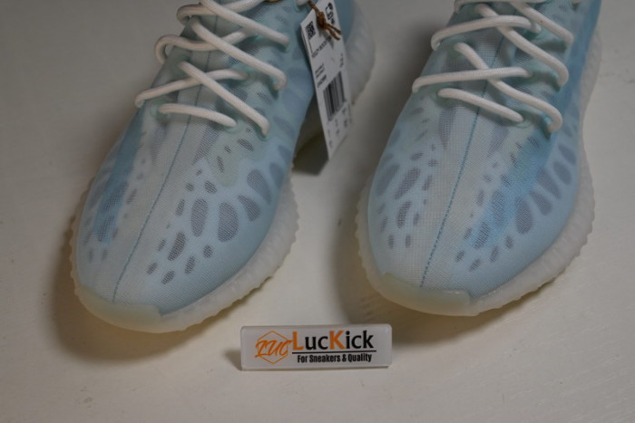 Y**zy boost 350 v2 mono ice gw2869