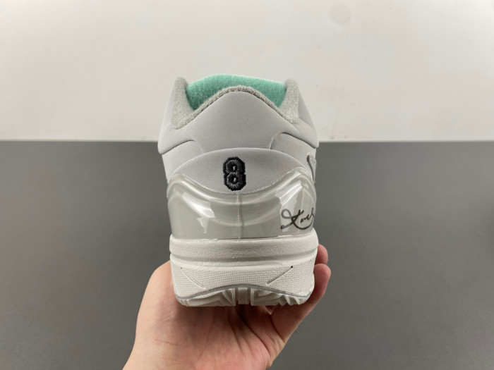nike kobe  fq3544-005