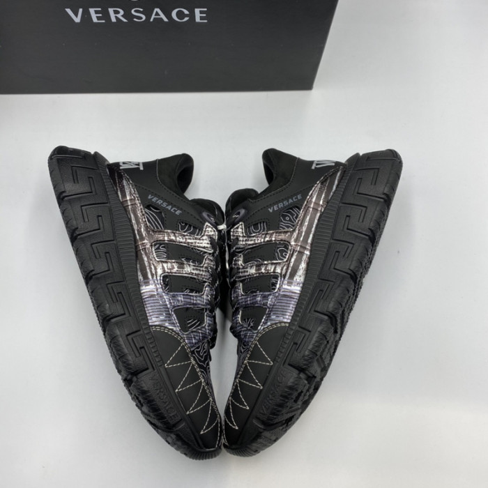 versac*e  vc-15