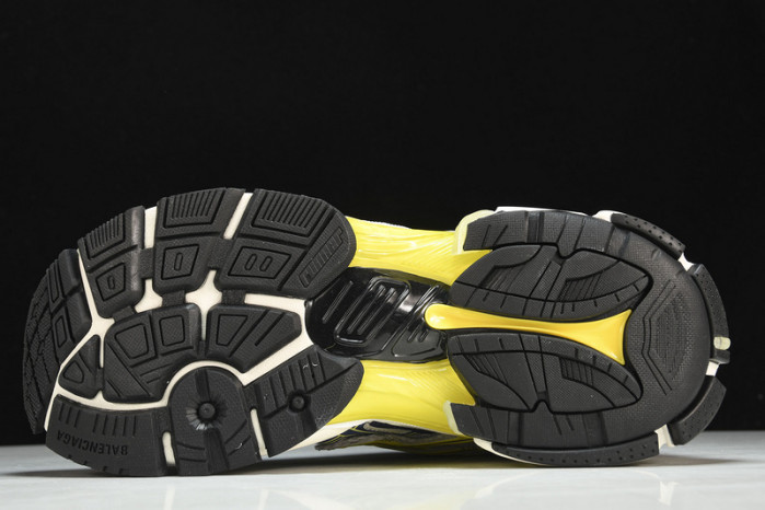Ba*len*cia*ga track trainer  btt-065