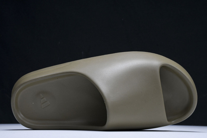Y**zy slide earth brown - fv8425