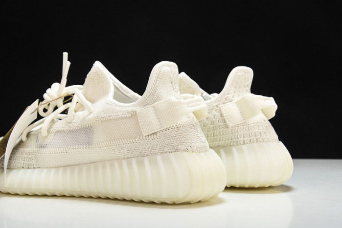 Y**zy boost 350 v2“pure oat”  hq6316