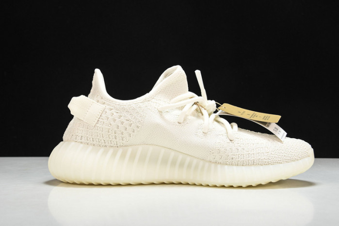 Y**zy boost 350 v2“pure oat”  hq6316