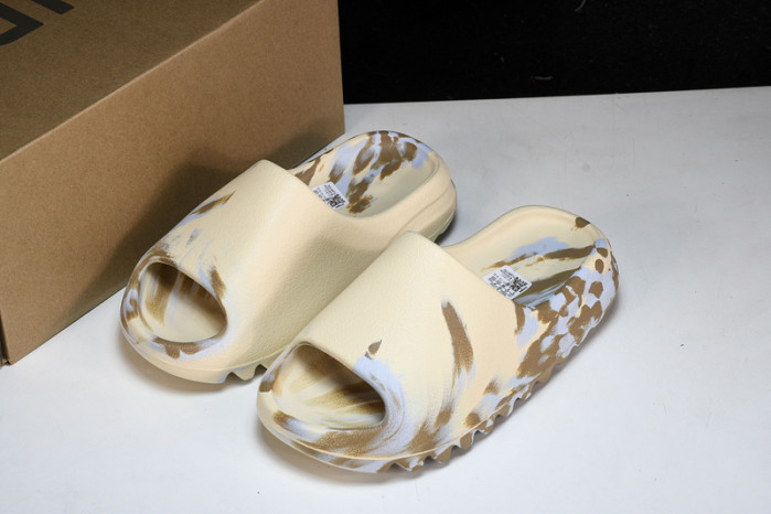 Y**zy slide  gw1932