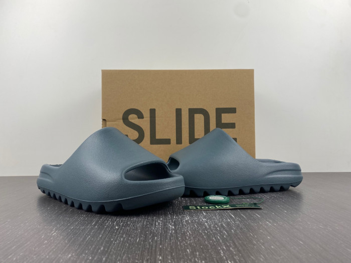 Y**zy slide  id2349