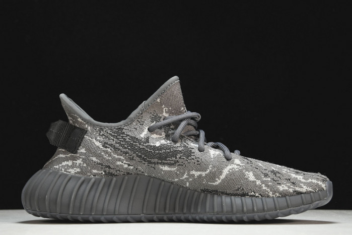 Y**zy boost 350 id4811