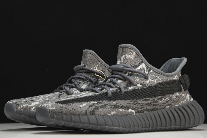 Y**zy boost 350 id4811
