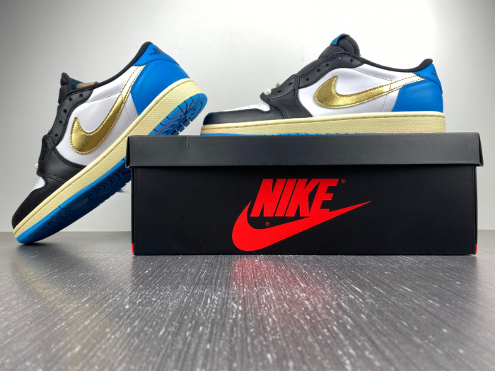 travis scott x air jordan 1 low  cz0790--104