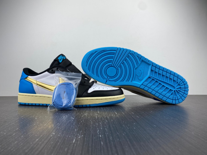 travis scott x air jordan 1 low  cz0790--104