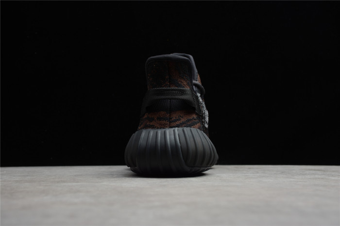 Y**zy boost 350 v2 black rock gw3774