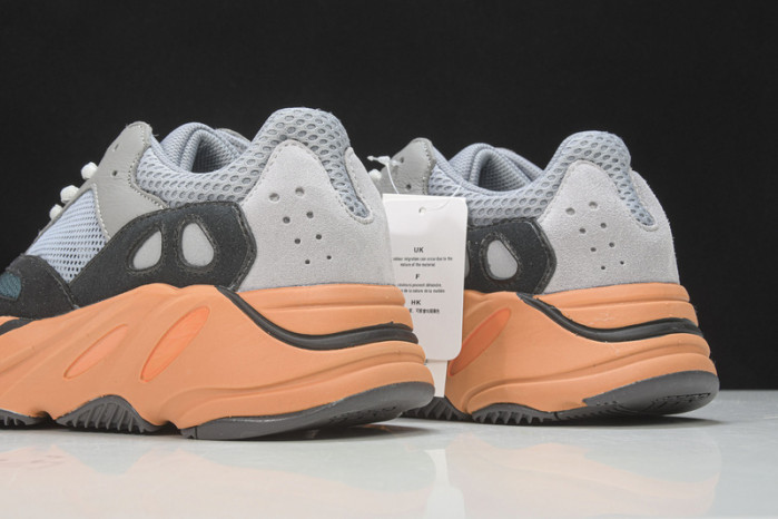 Y**zy boost 700 v2 "sun"  gw0296