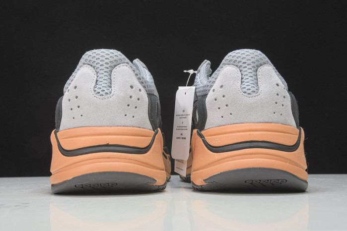 Y**zy boost 700 v2 "sun"  gw0296