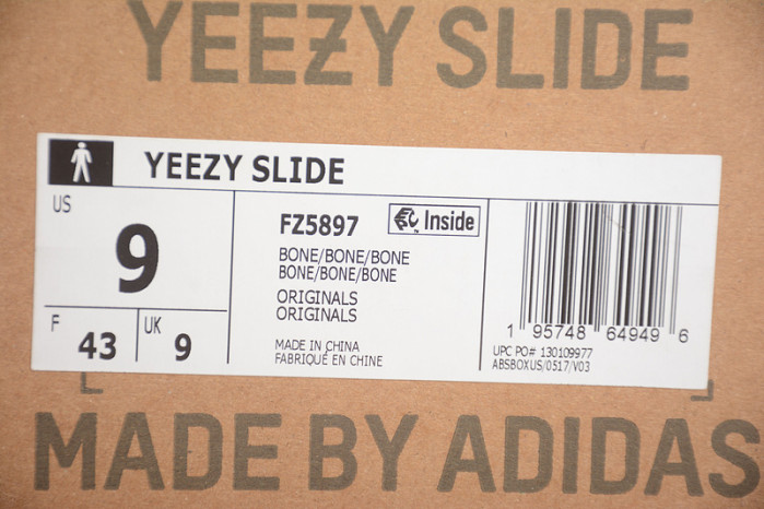 Y**zy slide  