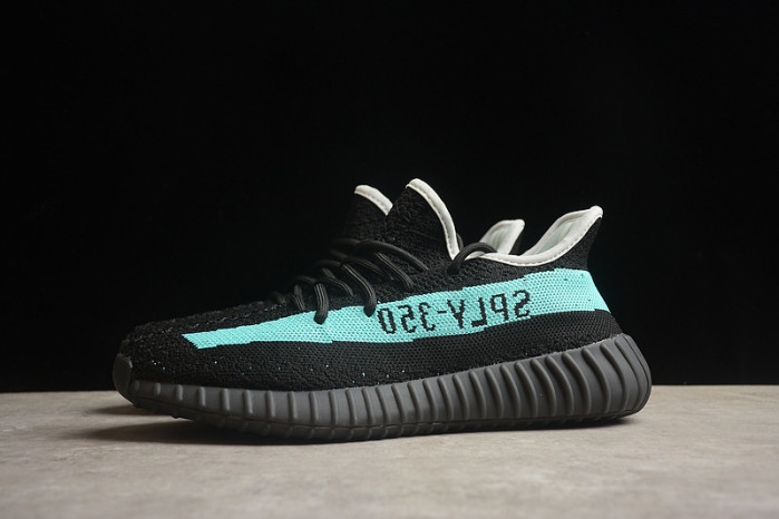 Y**zy boost 350 v2  tf1382