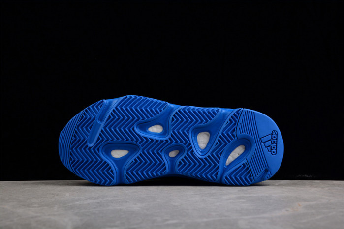 Y**zy boost  700"hi-res blue" hp6674