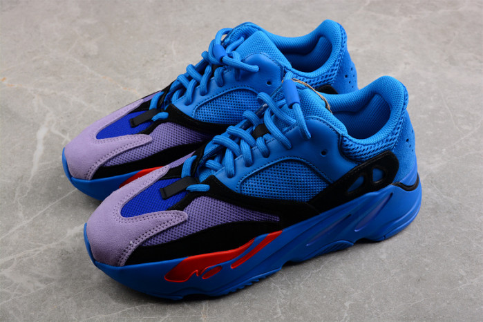Y**zy boost  700"hi-res blue" hp6674