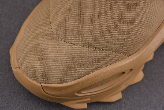 Y**zy  boot‘khaki’  gx0054