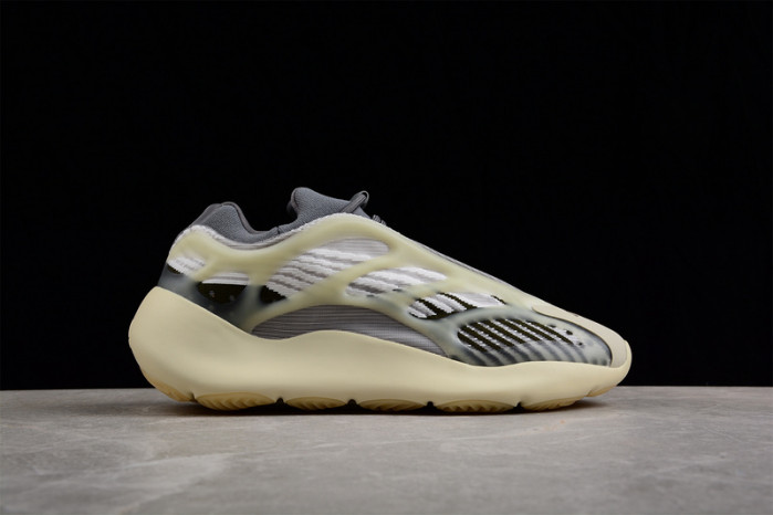Y**zy 700 v3 "fade salt" id1674