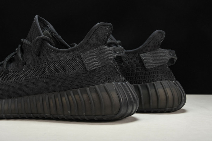 Y**zy boost 350 v2 “onyx”   hq4540