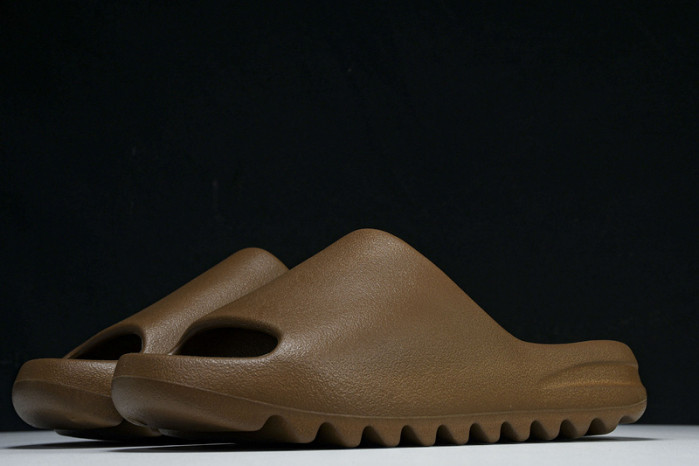 ye**ezy slide  fz5896