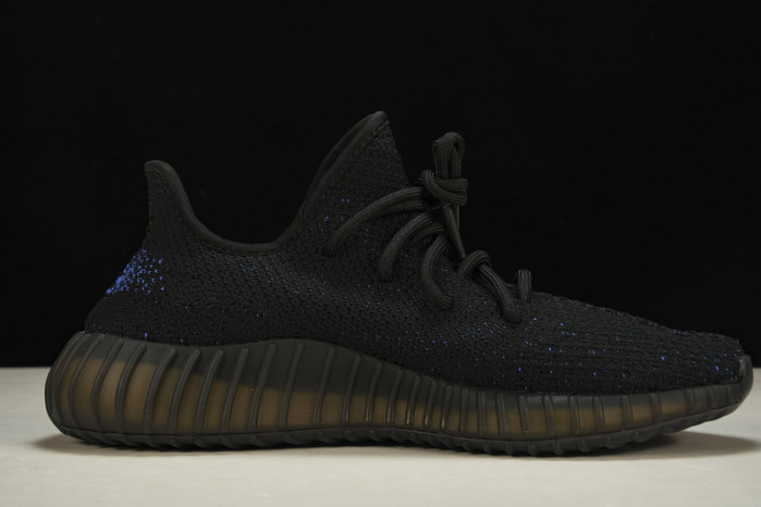 Y**zy boost 350 v2  