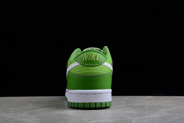 nike dunk low chlorophyll   dj6188-300