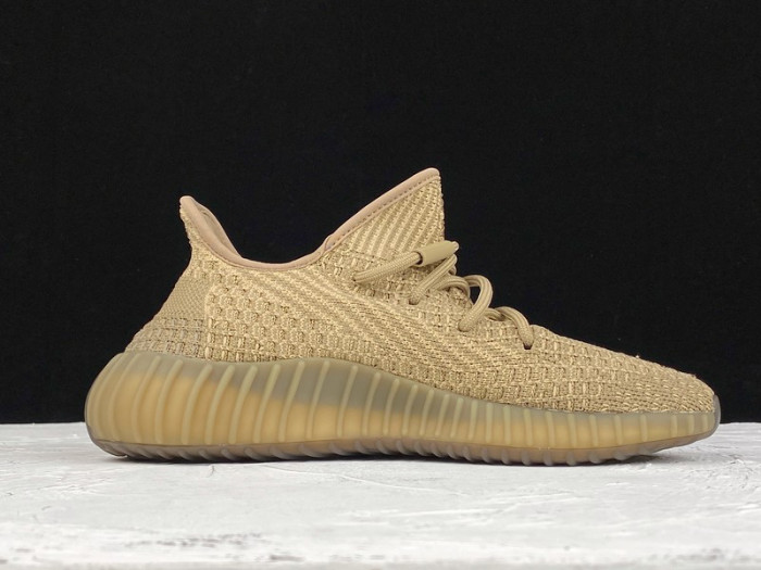 Y**zy boost 350 v2 “sand taupe” fz5240