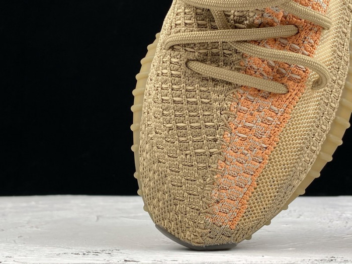Y**zy boost 350 v2 “sand taupe” fz5240