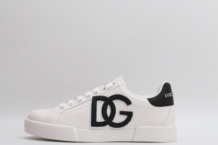 dg  sneakers  dg -053