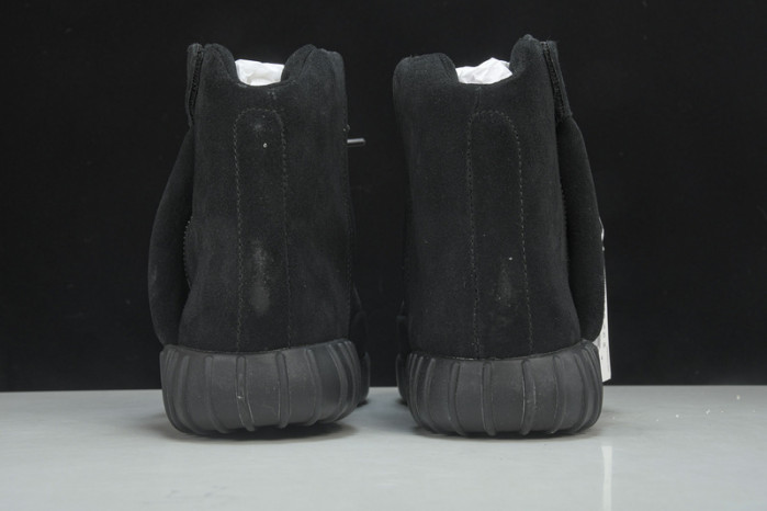 Y**zy boost 750 triple black cblack bb1839