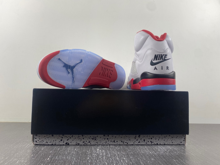 air jordan 5 low  136027-120