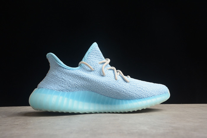 Y**zy boost 350 v2  xr9655
