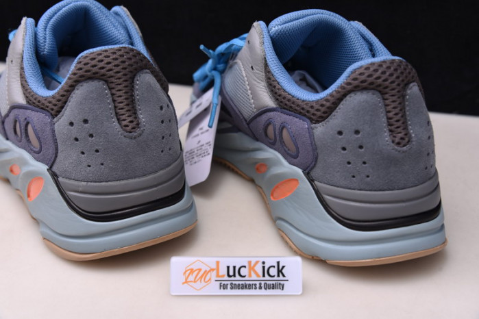 Y**zy boost 700 carbon blue fw2498